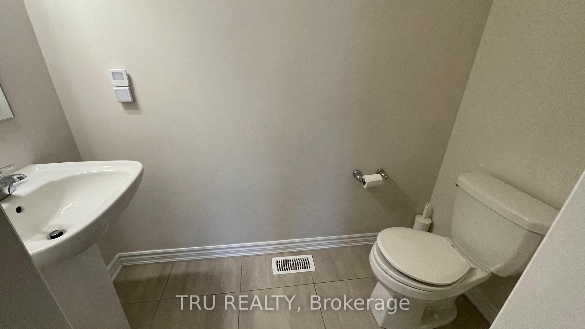 Photo 10 of 834 Stallion Crescent SW, Ottawa, Stittsville (South) — HOMEH
