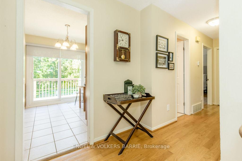 Photo 8 of 41 Willow Landing Road, Springwater, Midhurst — HOMEH