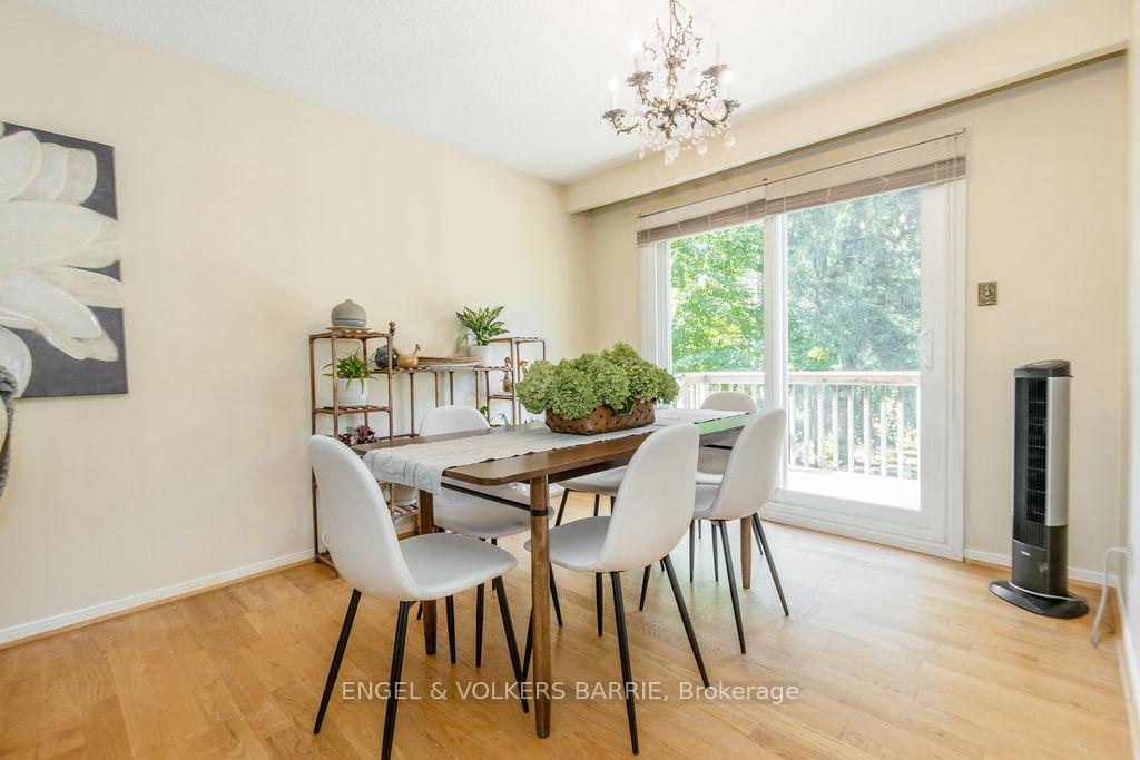 Photo 11 of 41 Willow Landing Road, Springwater, Midhurst — HOMEH