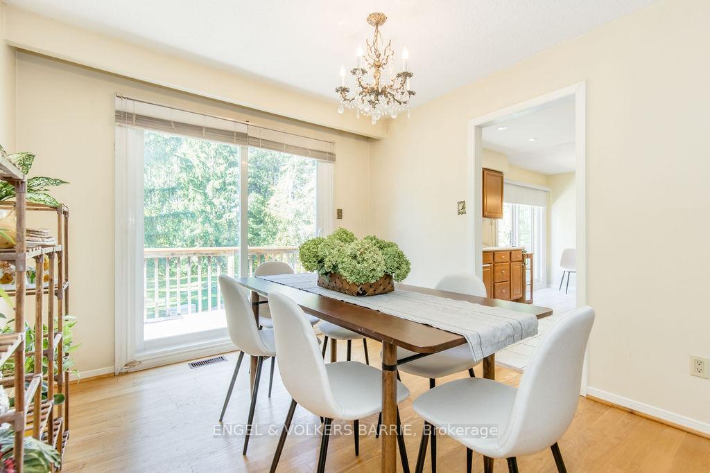 Photo 12 of 41 Willow Landing Road, Springwater, Midhurst — HOMEH