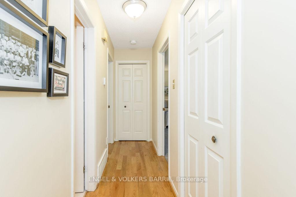 Photo 15 of 41 Willow Landing Road, Springwater, Midhurst — HOMEH