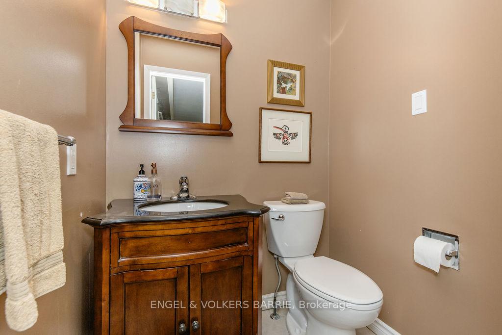 Photo 18 of 41 Willow Landing Road, Springwater, Midhurst — HOMEH