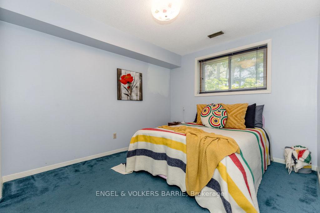 Photo 31 of 41 Willow Landing Road, Springwater, Midhurst — HOMEH