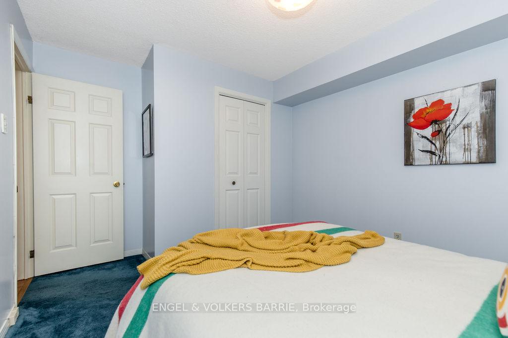Photo 32 of 41 Willow Landing Road, Springwater, Midhurst — HOMEH