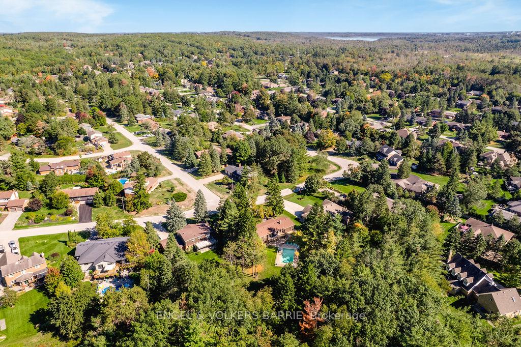 Photo 36 of 41 Willow Landing Road, Springwater, Midhurst — HOMEH
