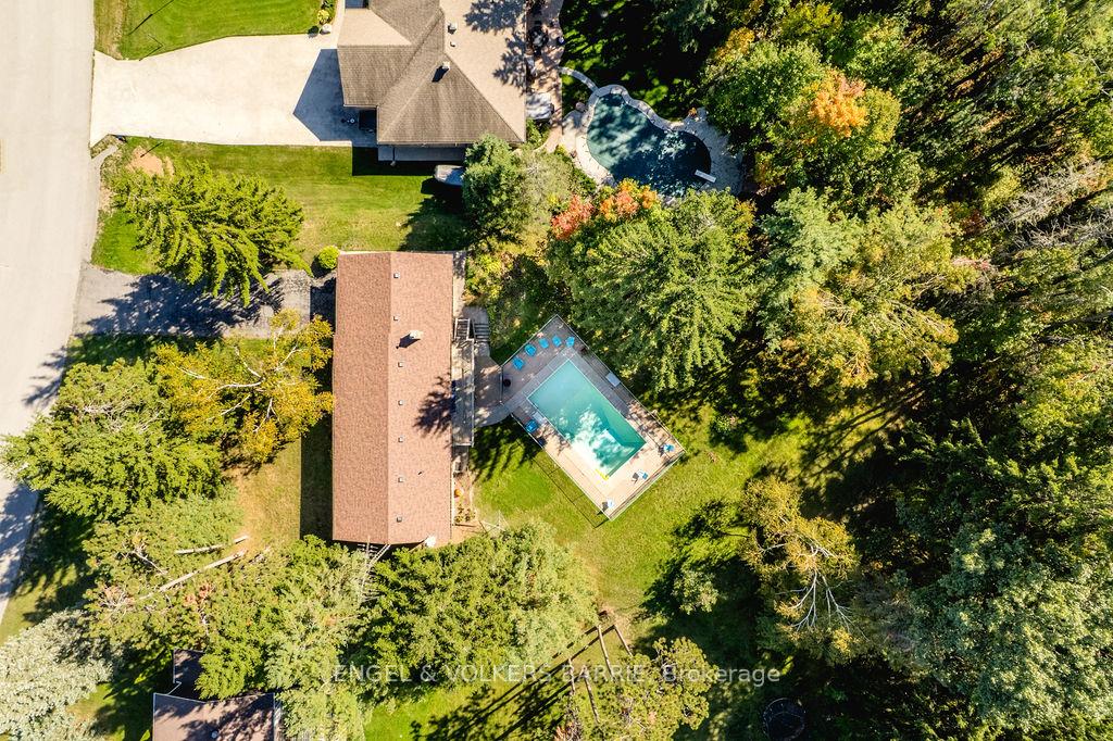 Photo 38 of 41 Willow Landing Road, Springwater, Midhurst — HOMEH