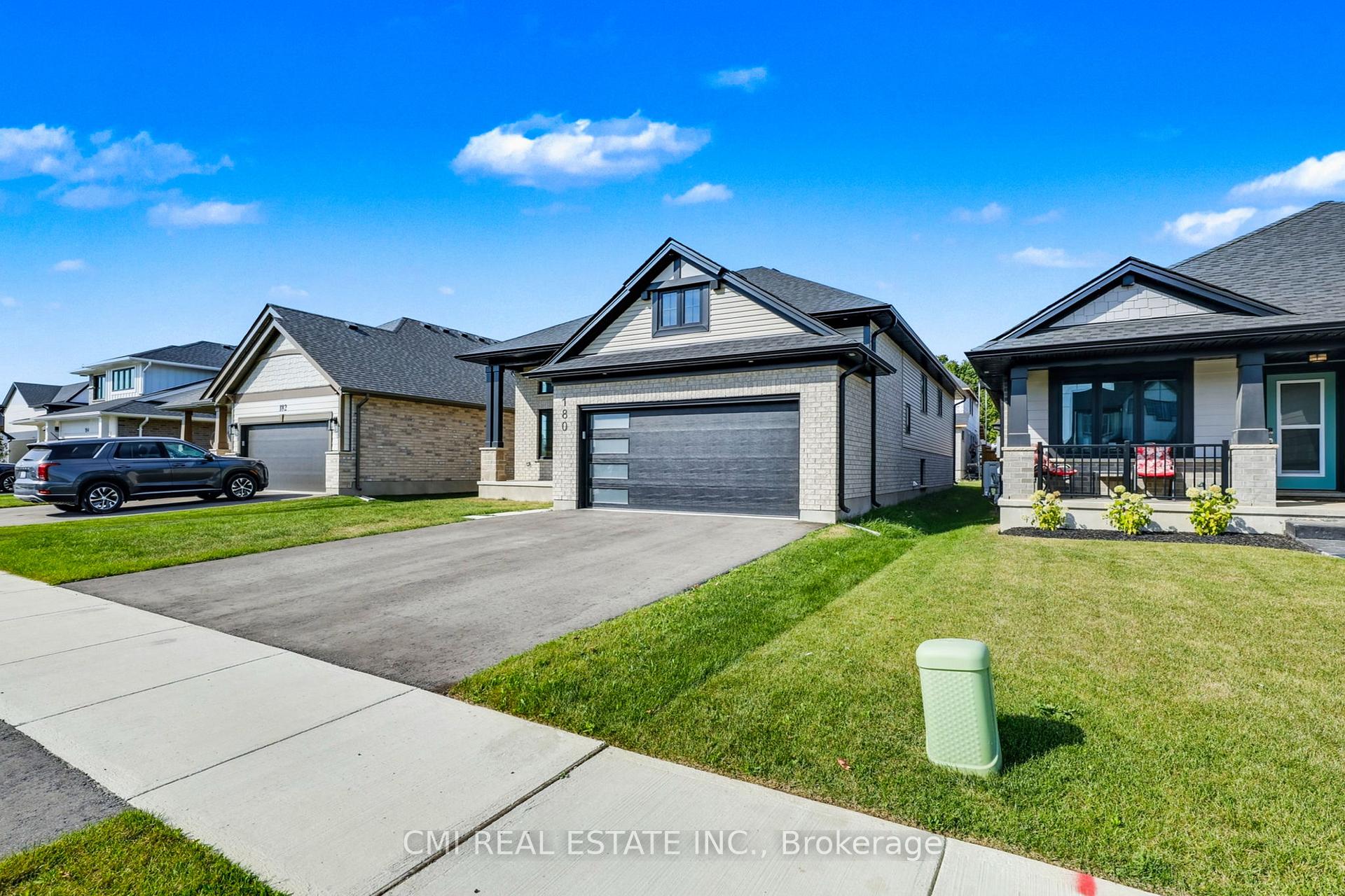 Photo 4 of 180 Renaissance Drive, St. Thomas — HOMEH