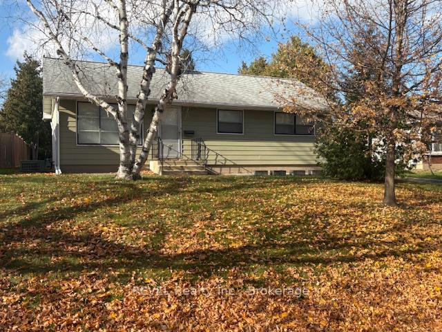 Photo 1 of 3 Westdale Drive, St. Catharines, Western Hill — HOMEH