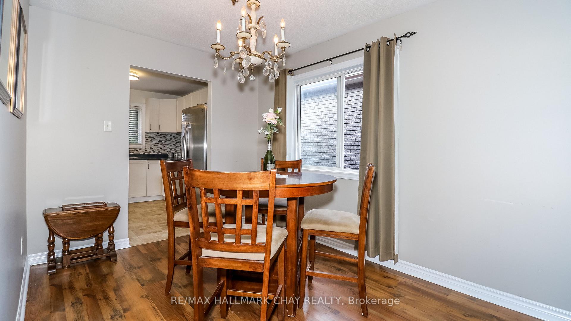 Photo 16 of 5 Burton Crescent, Springwater, Elmvale — HOMEH