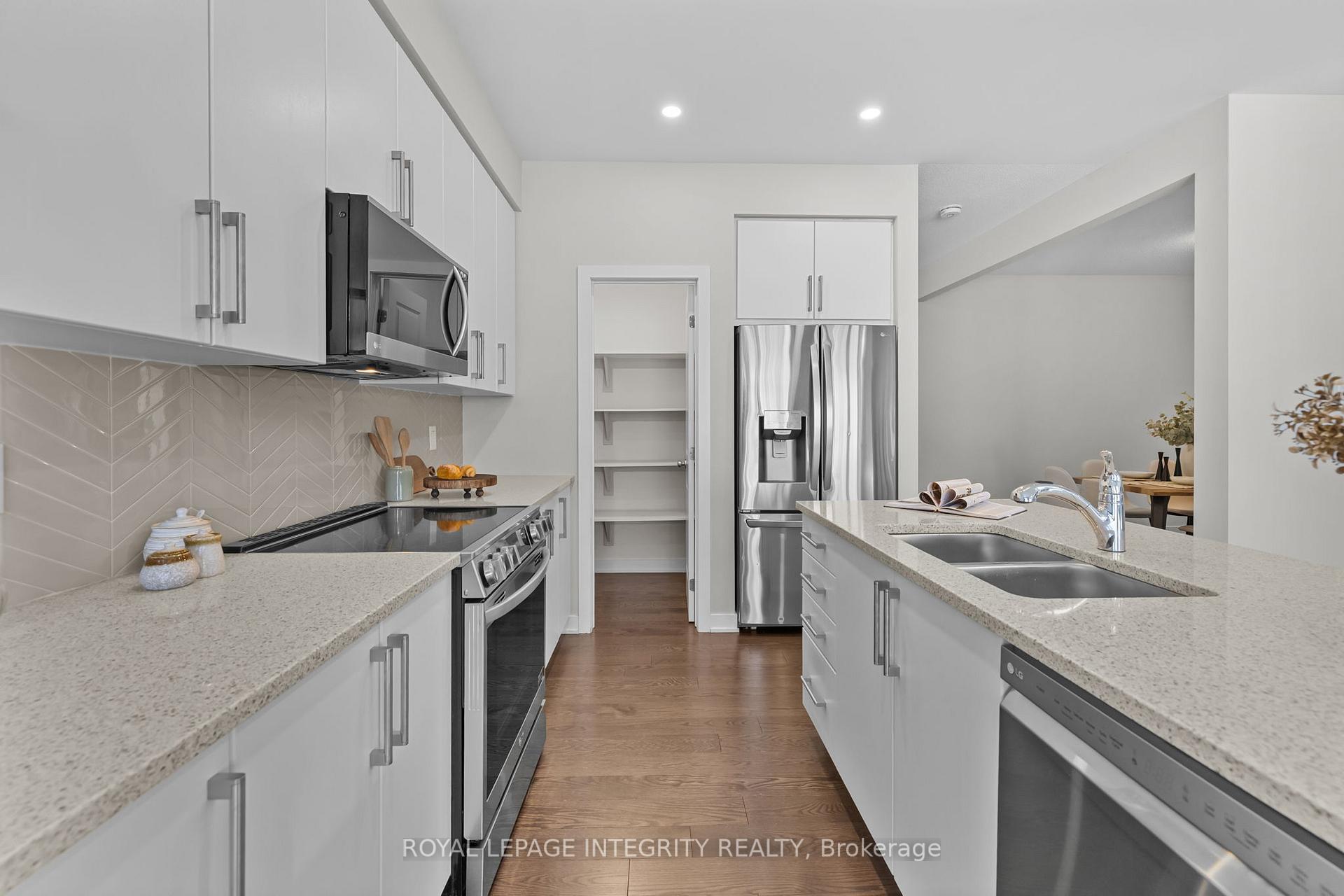 Photo 9 of 893 Sendero Way, Ottawa, Remainder of Stittsville & Area — HOMEH
