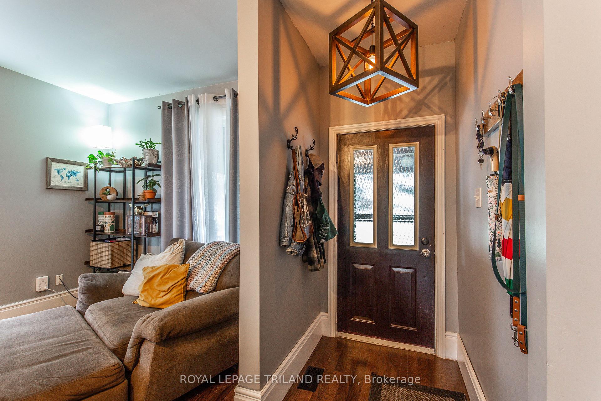 Photo 5 of 83 Flora Street, St. Thomas — HOMEH