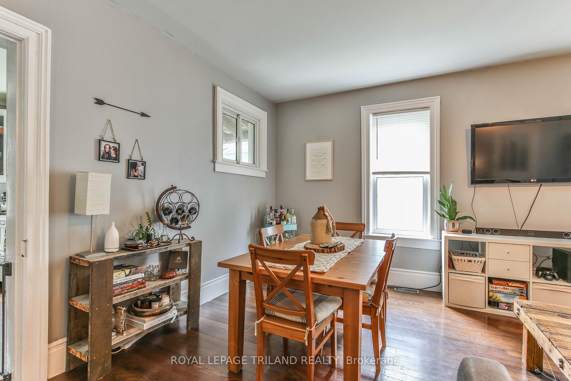 Photo 11 of 83 Flora Street, St. Thomas — HOMEH