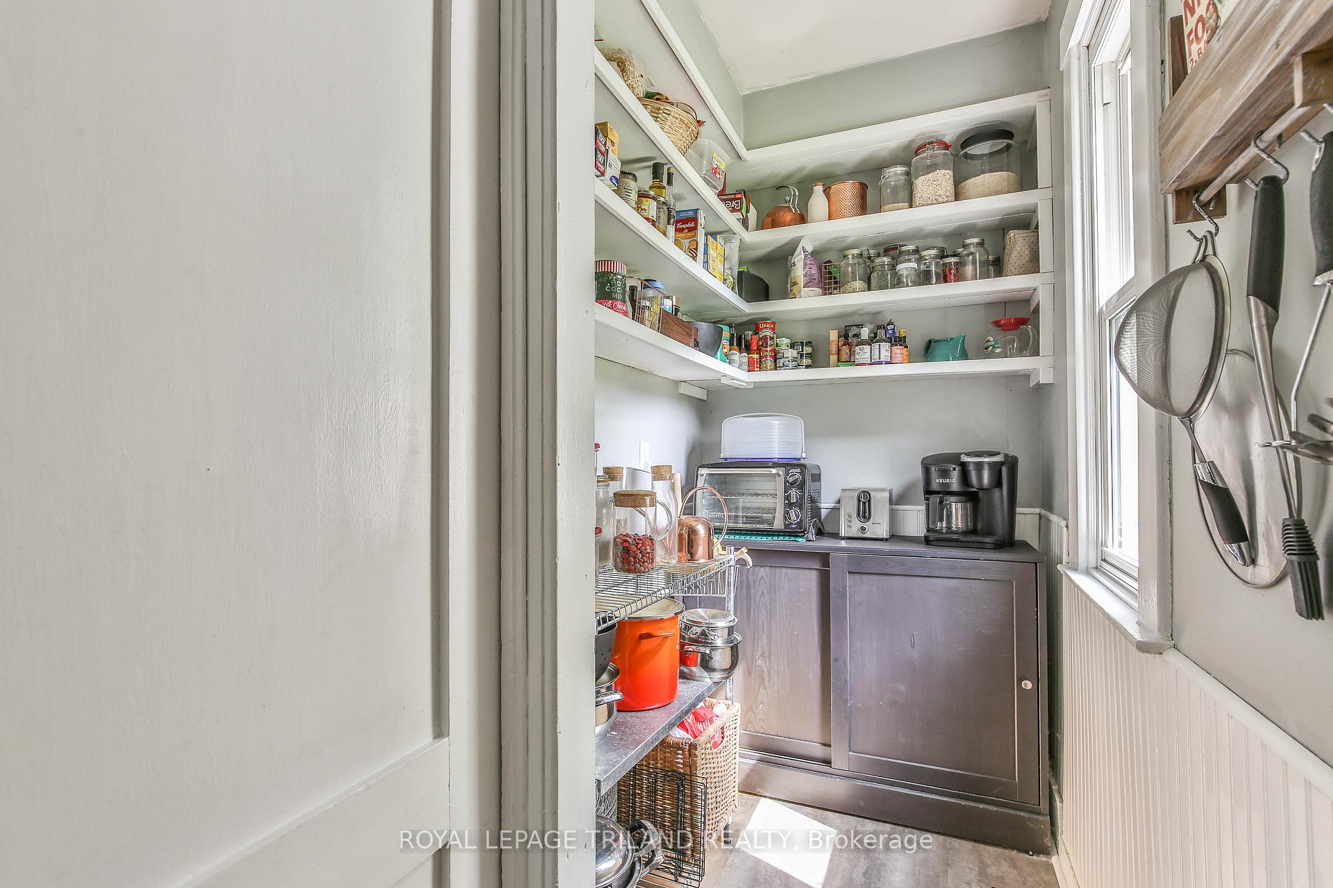 Photo 17 of 83 Flora Street, St. Thomas — HOMEH