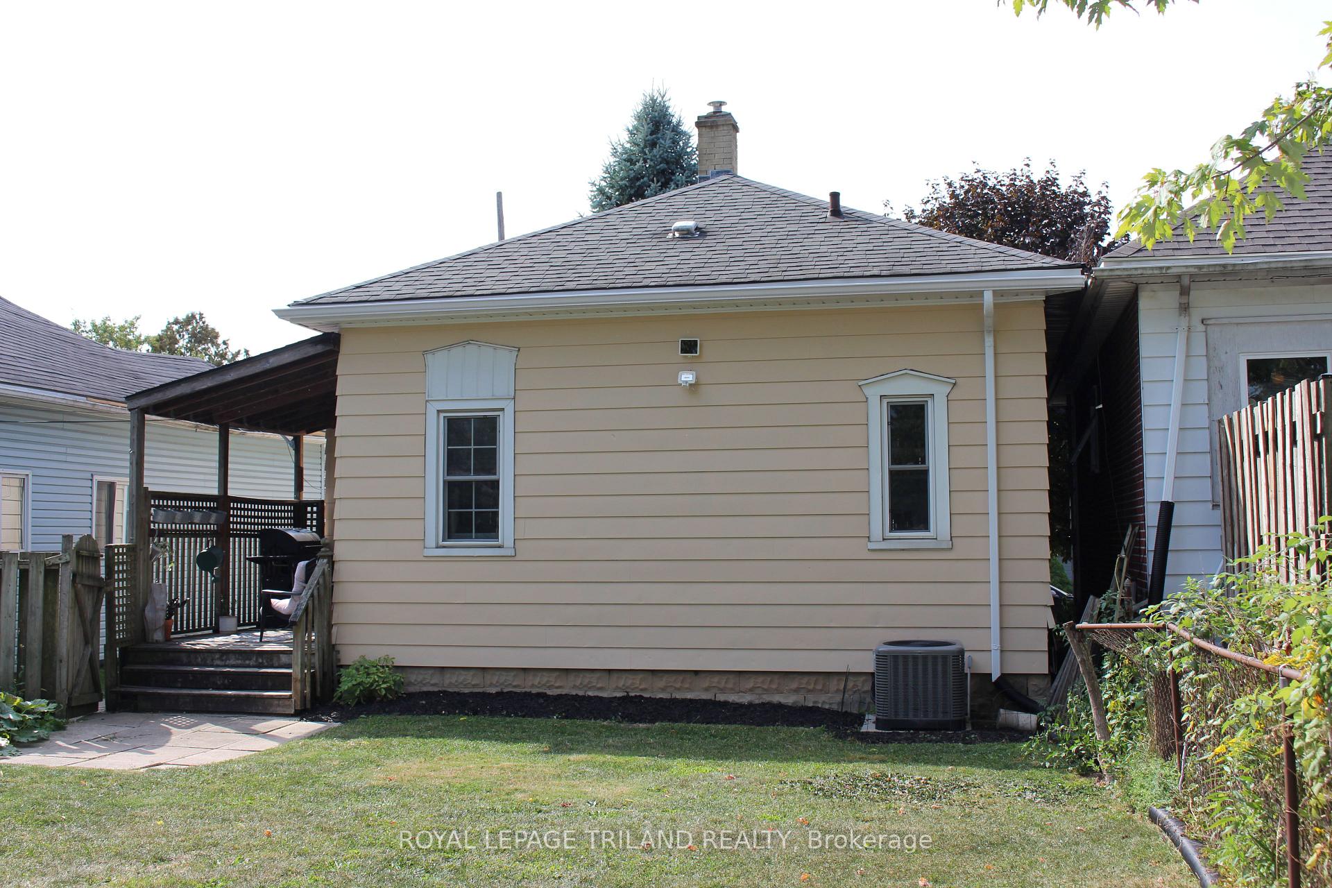 Photo 32 of 83 Flora Street, St. Thomas — HOMEH