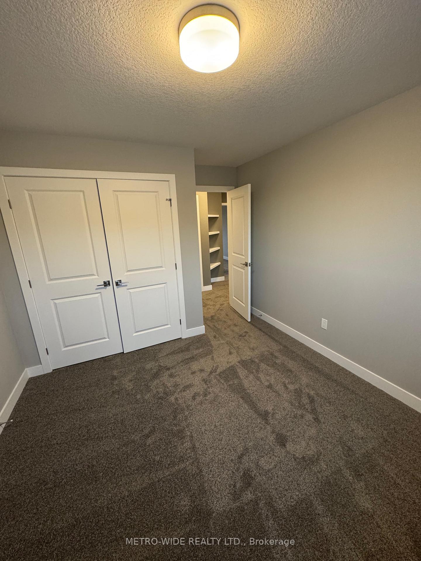 Photo 10 of 183 Renaissance Drive E, St. Thomas — HOMEH