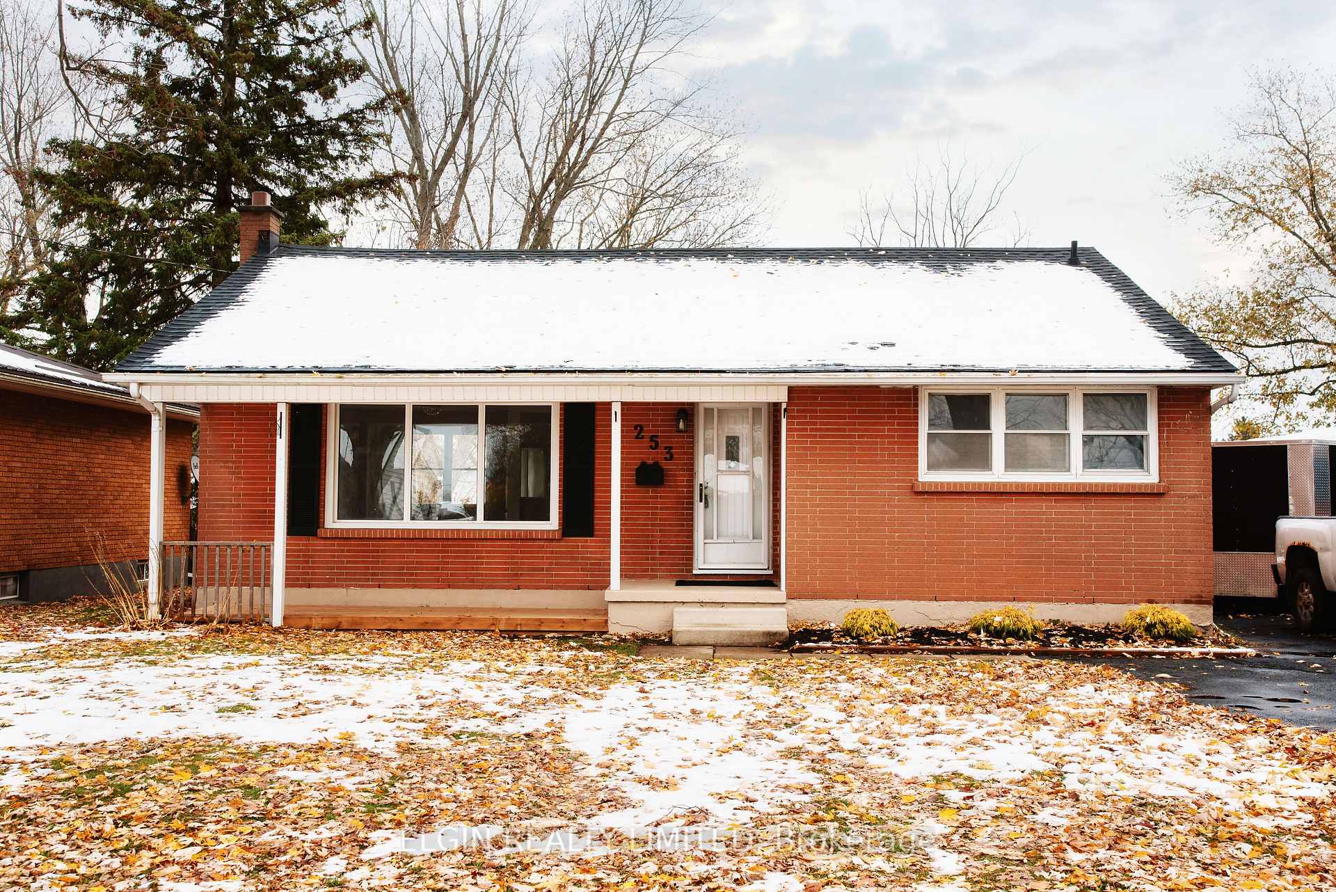Photo 1 of 253 Alma Street, St. Thomas — HOMEH