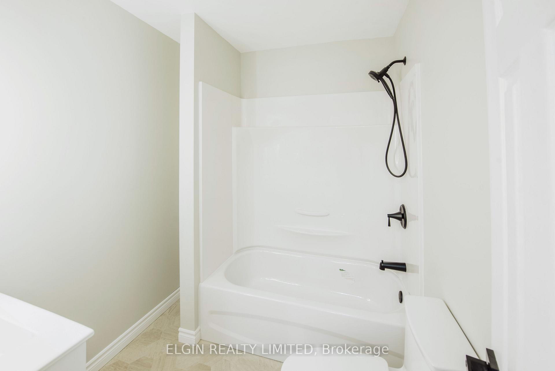 Photo 9 of 253 Alma Street, St. Thomas — HOMEH
