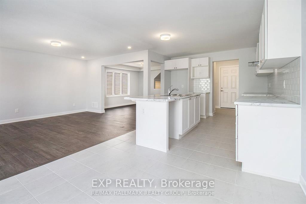 Photo 11 of 1027 Showman Street, Ottawa, Goulbourn Twp From Franktown Rd/South To Rideau — HOMEH