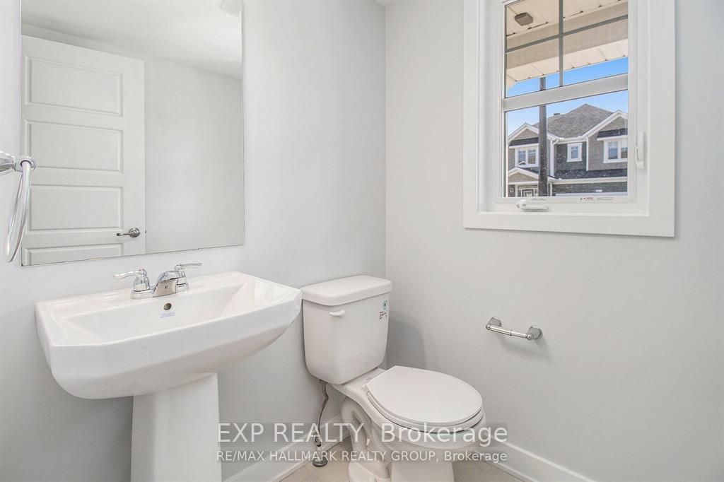 Photo 12 of 1027 Showman Street, Ottawa, Goulbourn Twp From Franktown Rd/South To Rideau — HOMEH