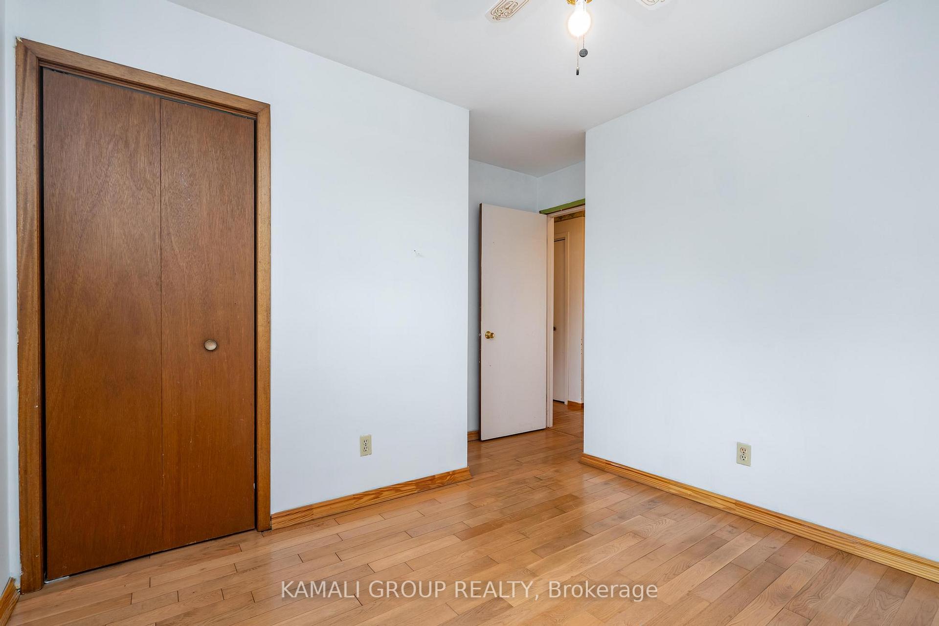 Photo 10 of 638 Carlton Street, St. Catharines, Carlton/Bunting — HOMEH