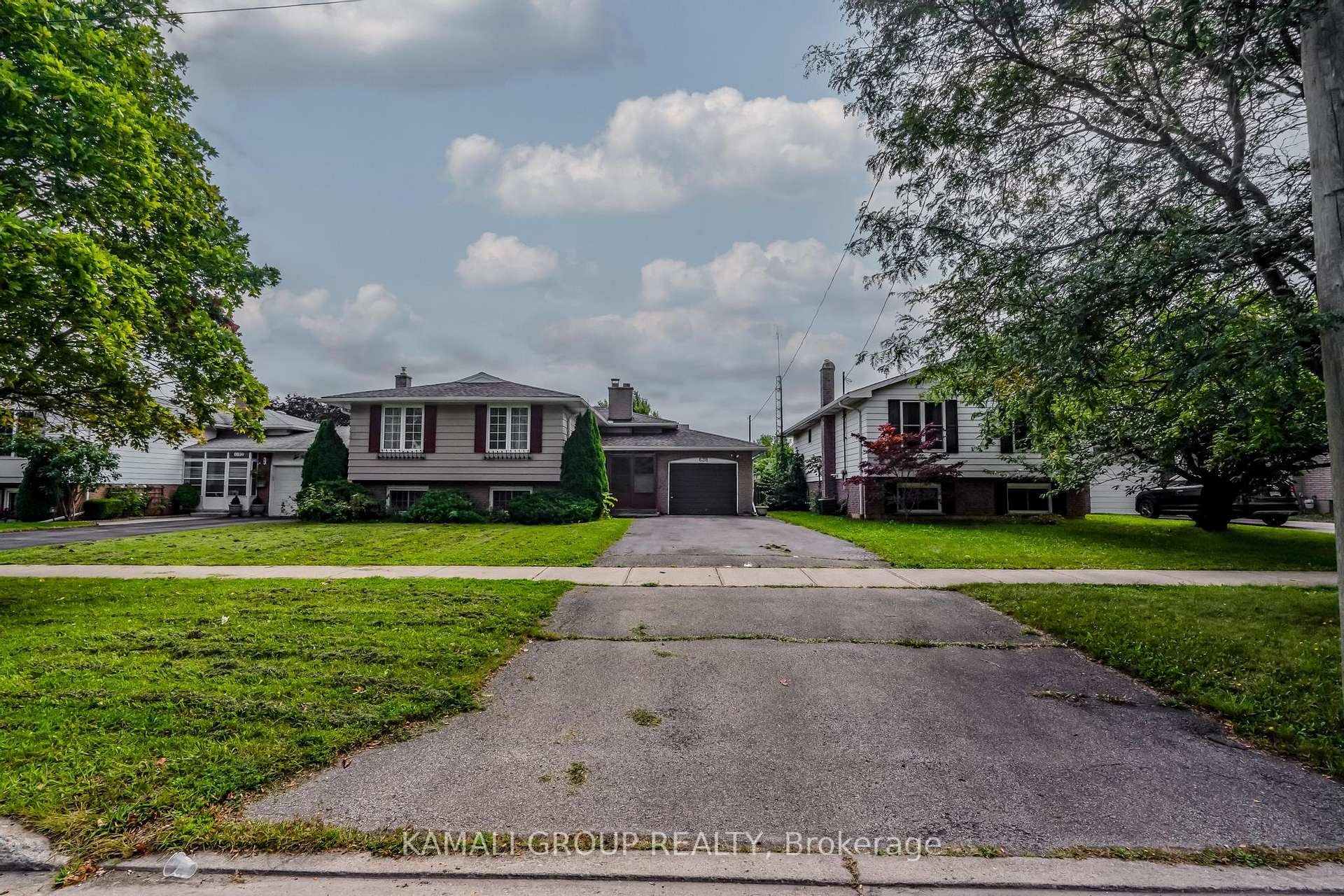 Photo 20 of 638 Carlton Street, St. Catharines, Carlton/Bunting — HOMEH