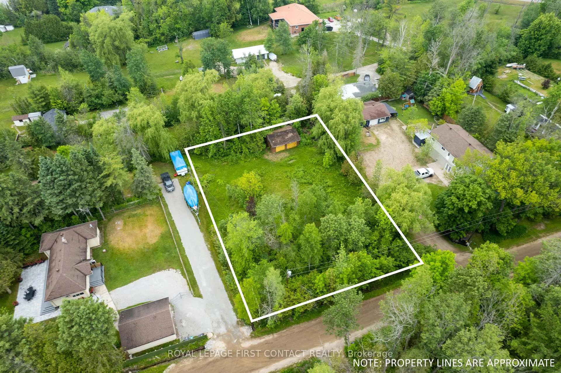 Photo of 2378 Whetham Road