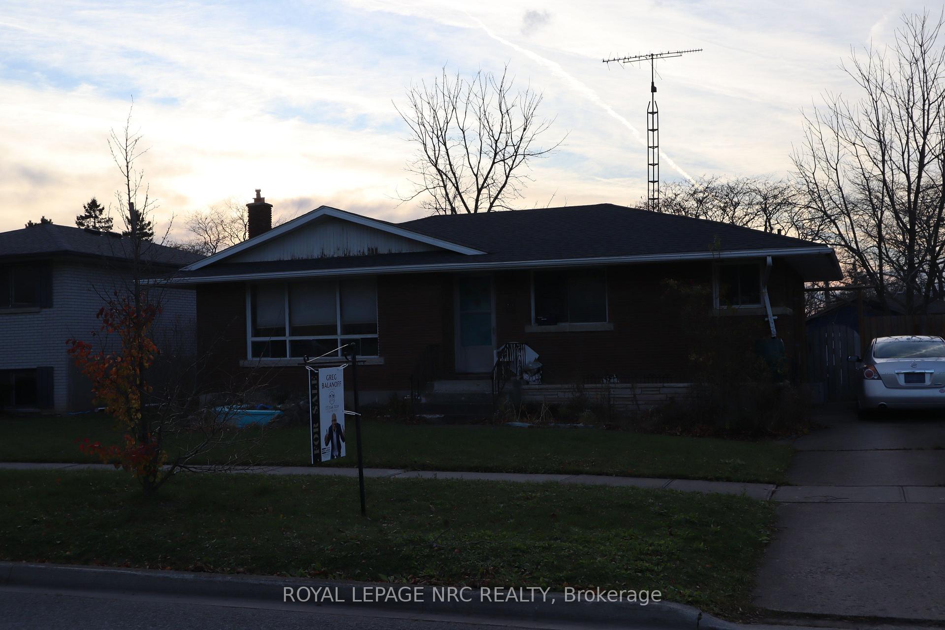 Front of 21 Clearview Heights