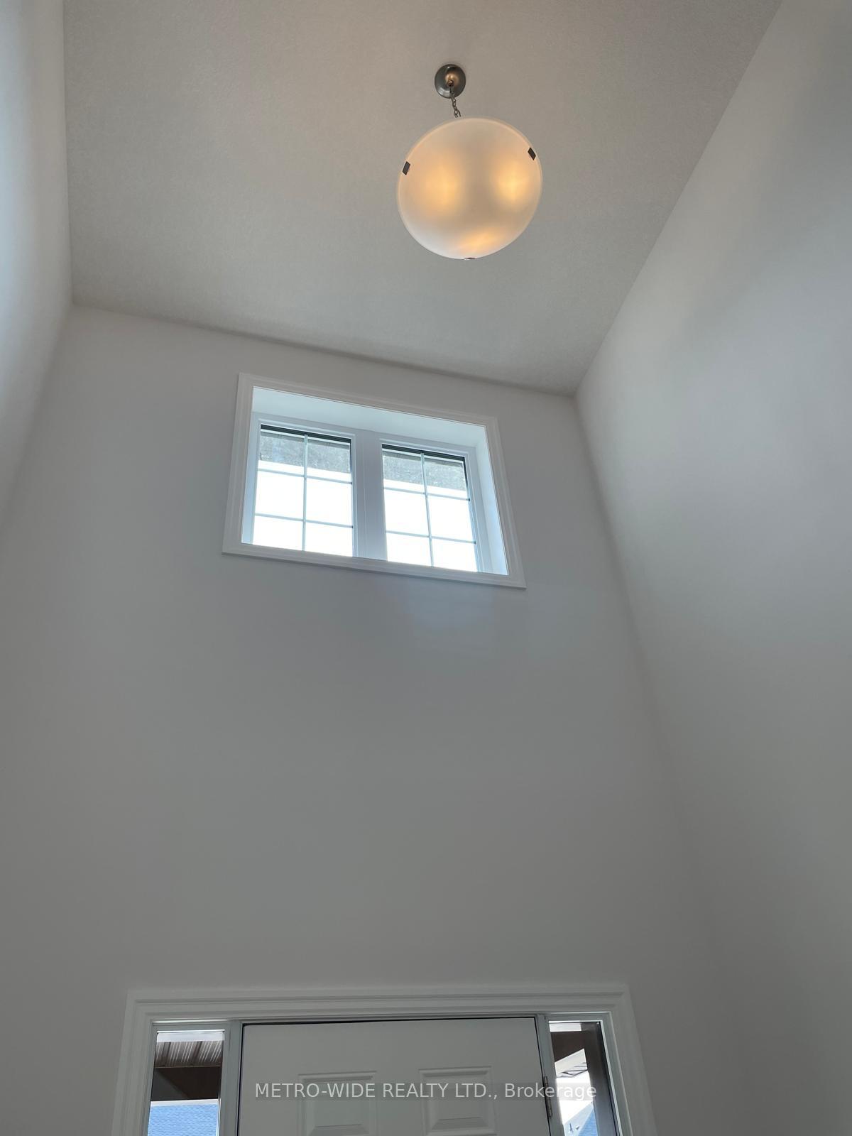 Photo 15 of 11 Silverleaf Path E, St. Thomas — HOMEH