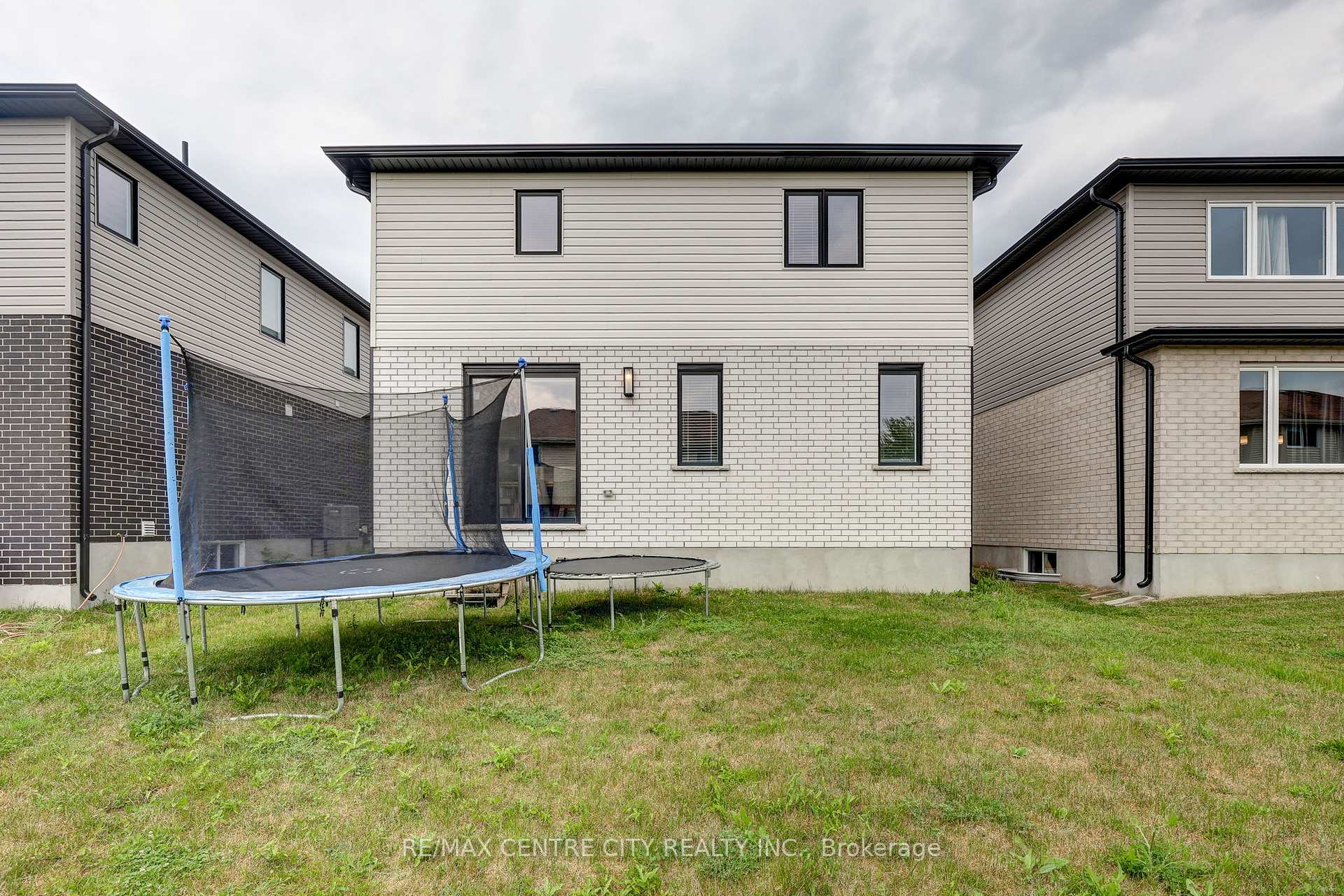 Photo 30 of 15 Welch Court, St. Thomas — HOMEH