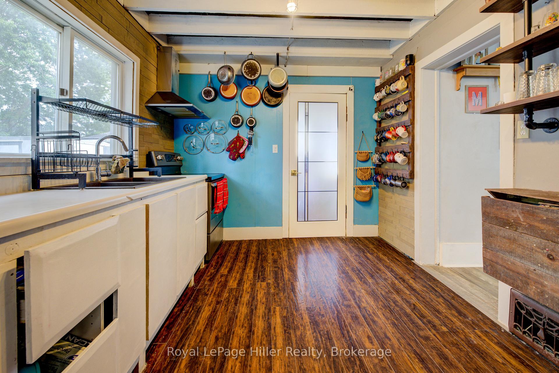 Photo 14 of 104 Trinity Street, Stratford — HOMEH