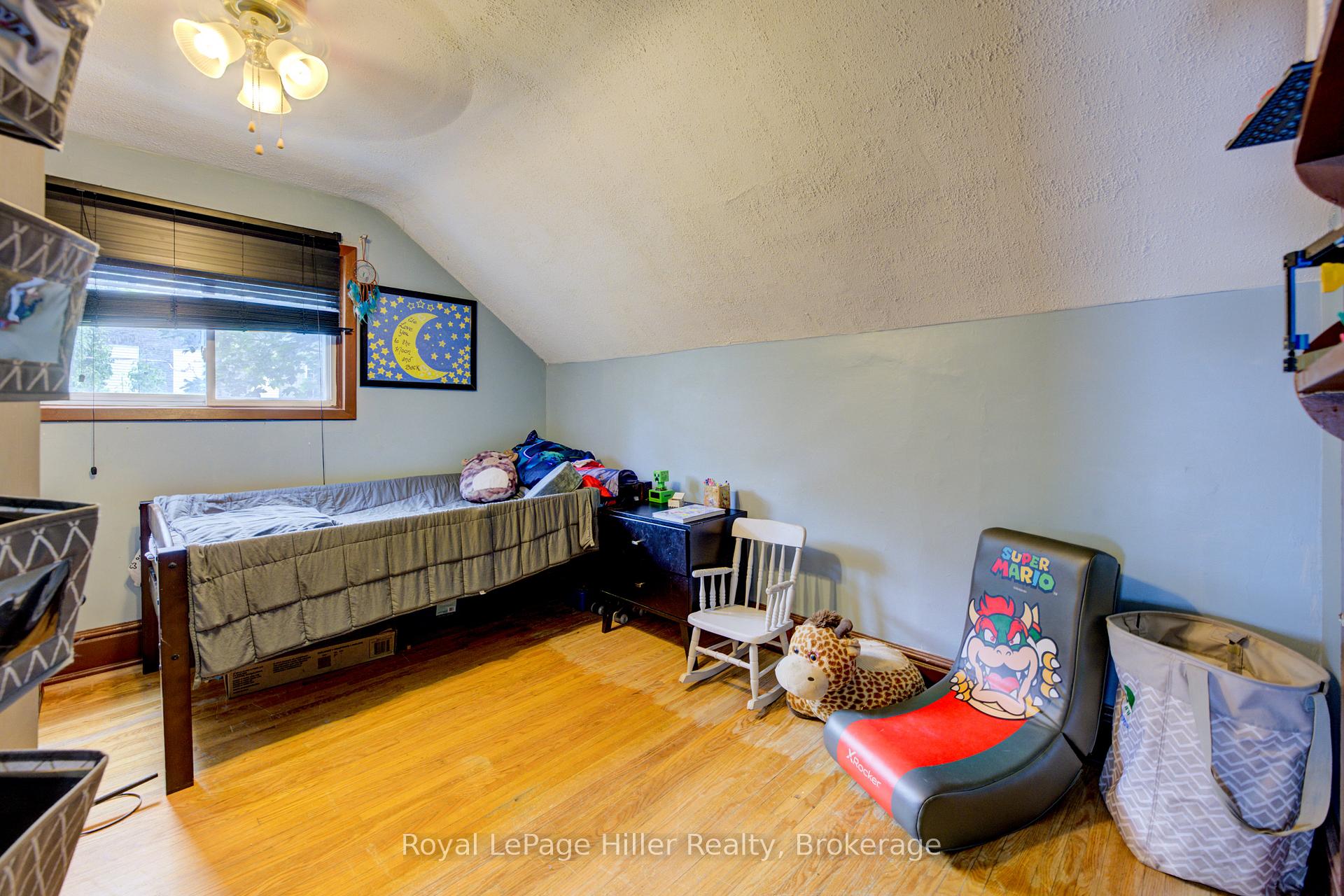 Photo 20 of 104 Trinity Street, Stratford — HOMEH