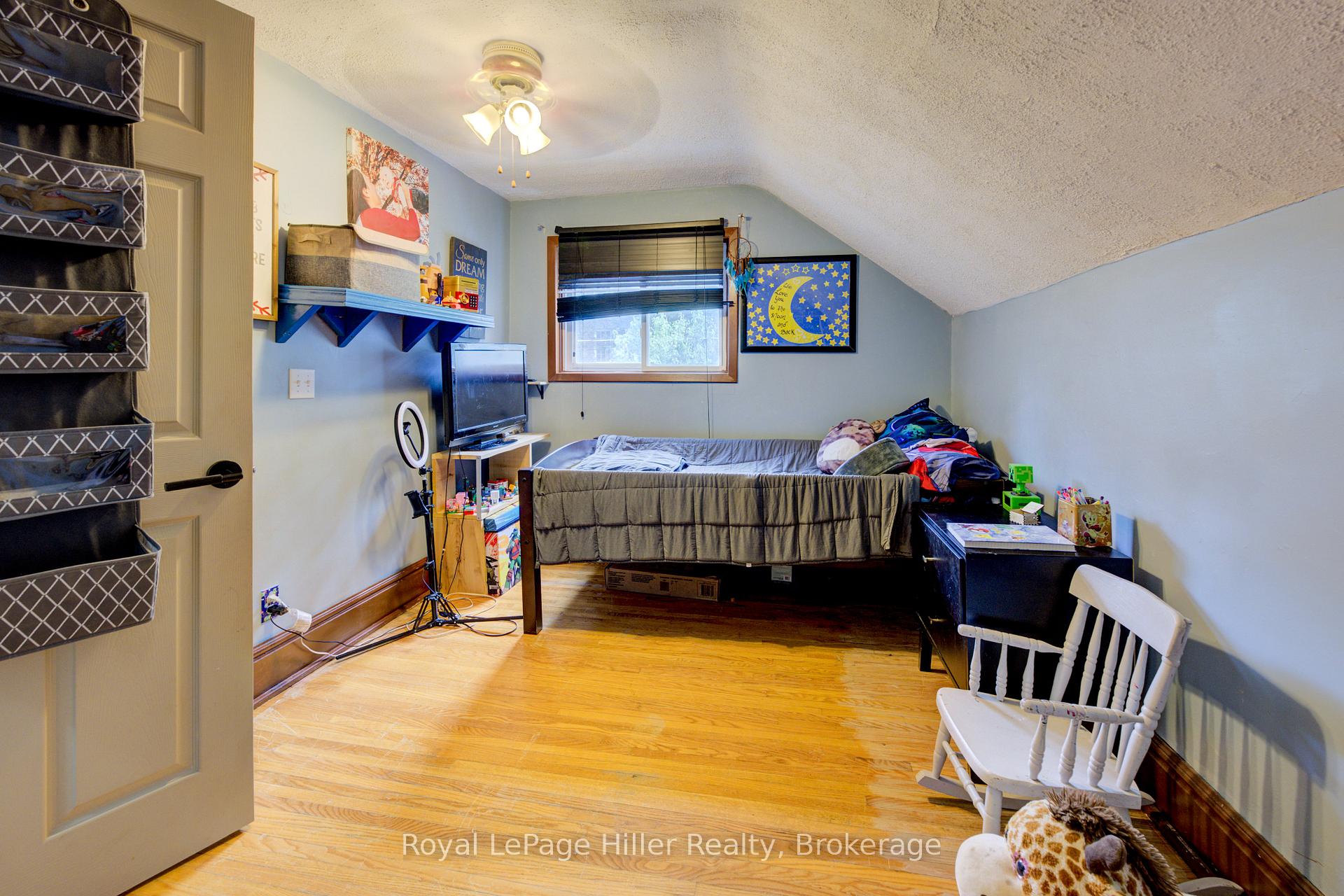 Photo 21 of 104 Trinity Street, Stratford — HOMEH
