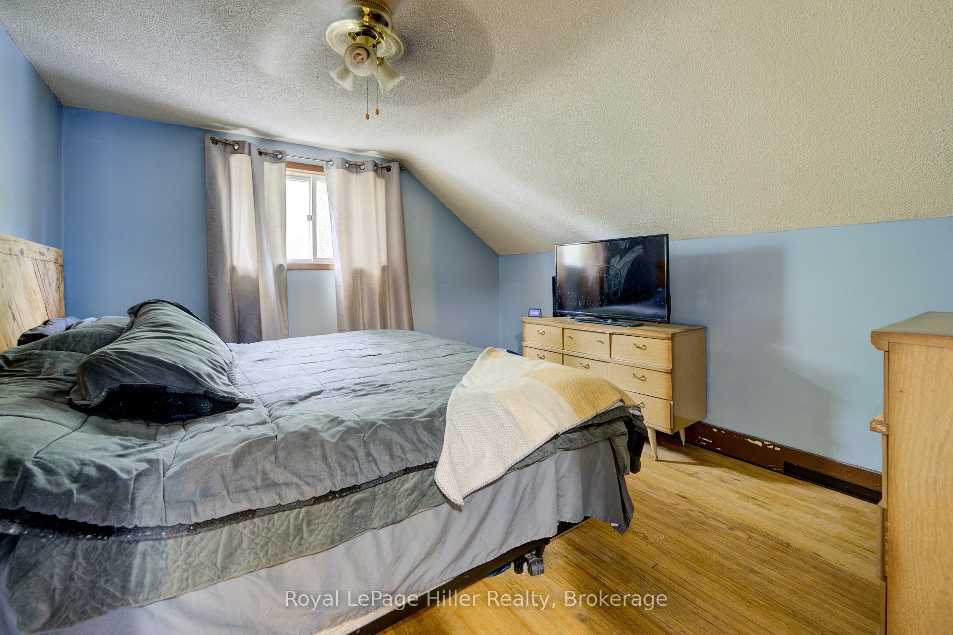 Photo 22 of 104 Trinity Street, Stratford — HOMEH