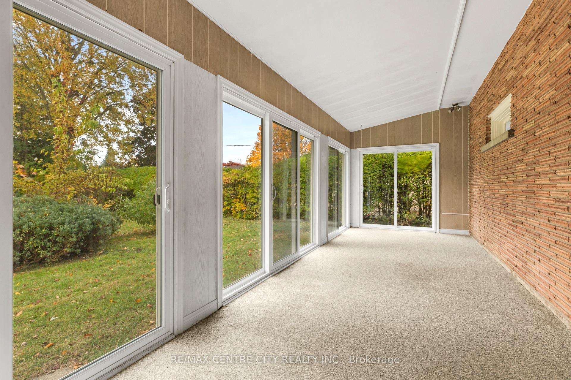 Photo 9 of 3 Gliddon Avenue, St. Thomas — HOMEH
