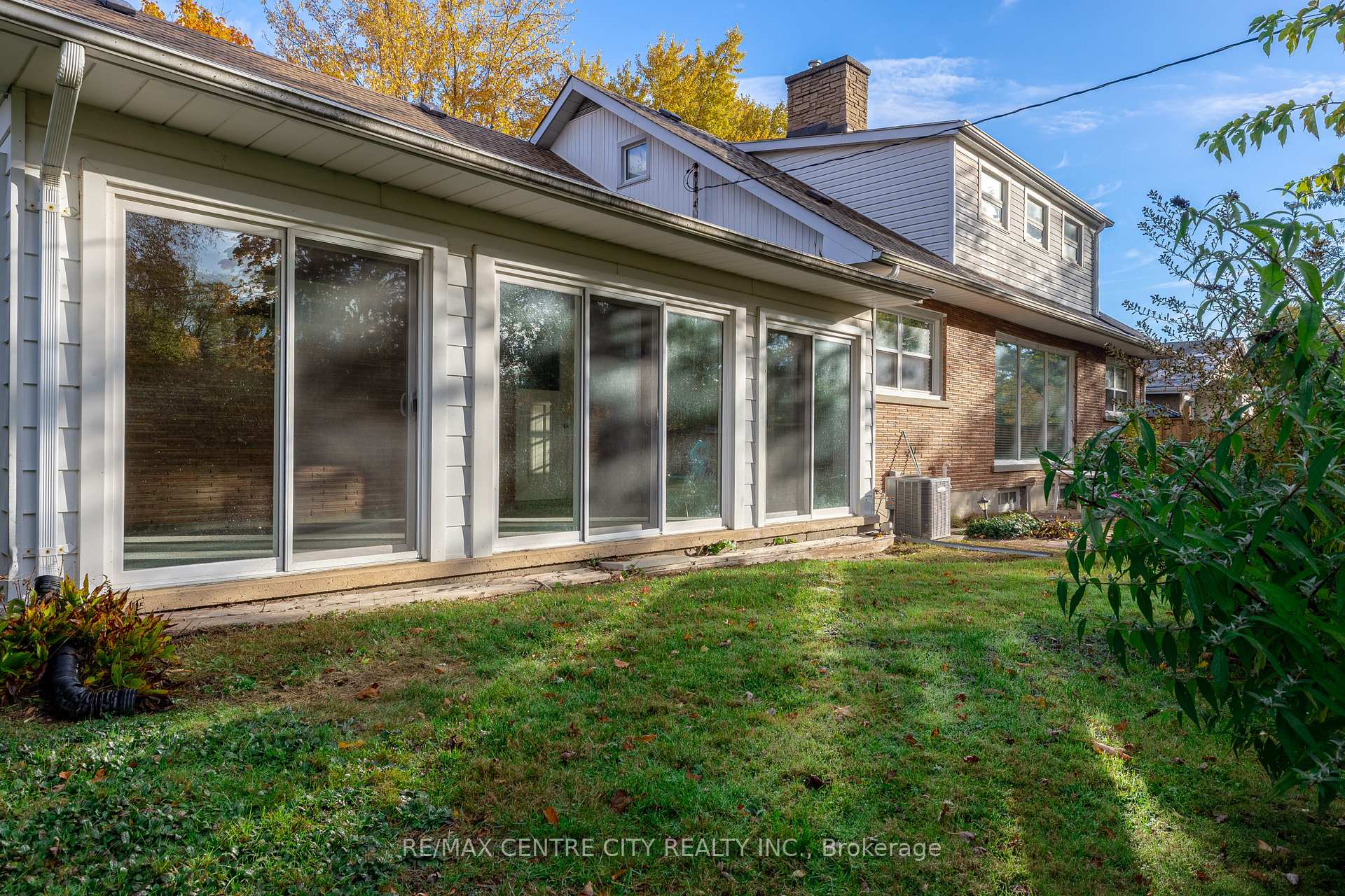 Photo 24 of 3 Gliddon Avenue, St. Thomas — HOMEH