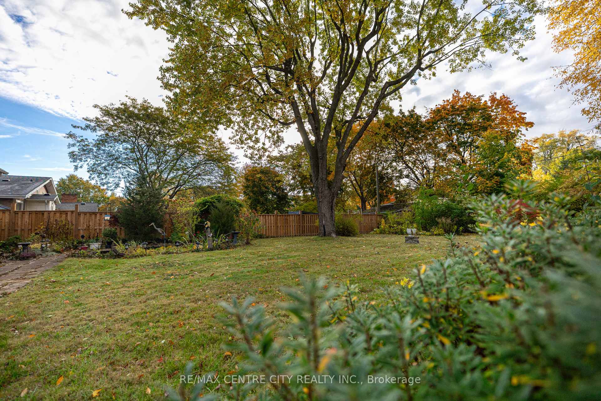 Photo 26 of 3 Gliddon Avenue, St. Thomas — HOMEH