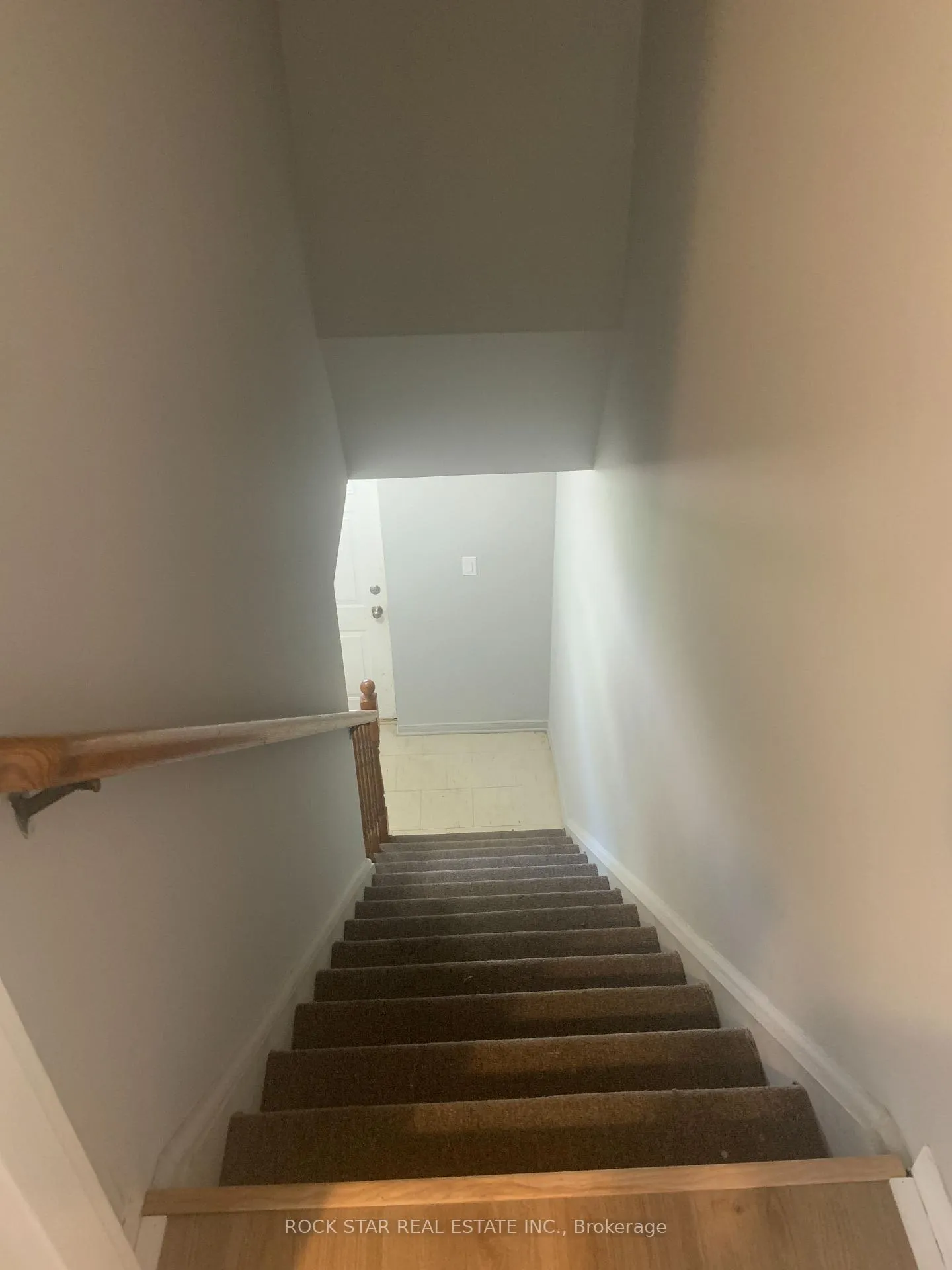 Photo 5 of Unit 1, 22 Dacotah Street, St. Catharines, Downtown — HOMEH