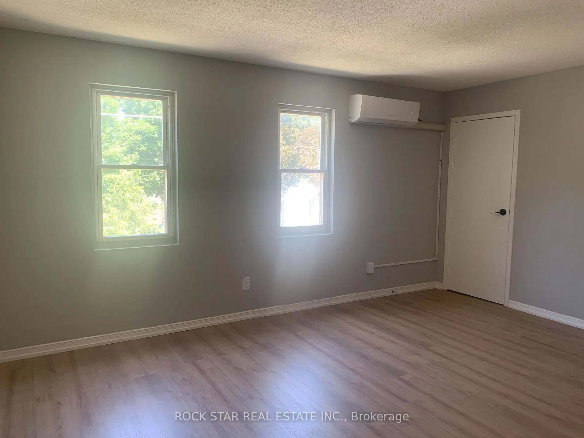 Photo 11 of Unit 1, 22 Dacotah Street, St. Catharines, Downtown — HOMEH