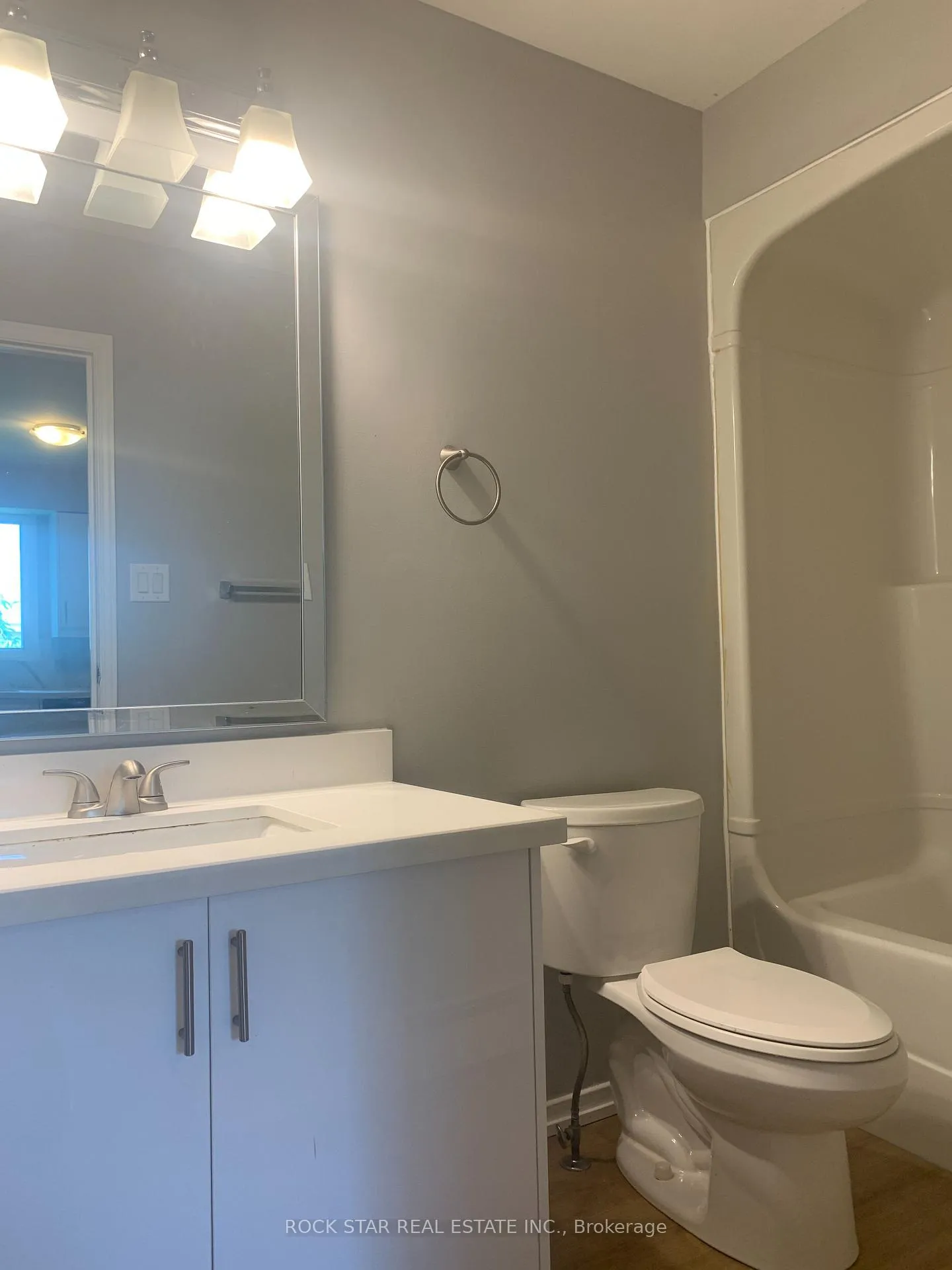 Photo 15 of Unit 1, 22 Dacotah Street, St. Catharines, Downtown — HOMEH
