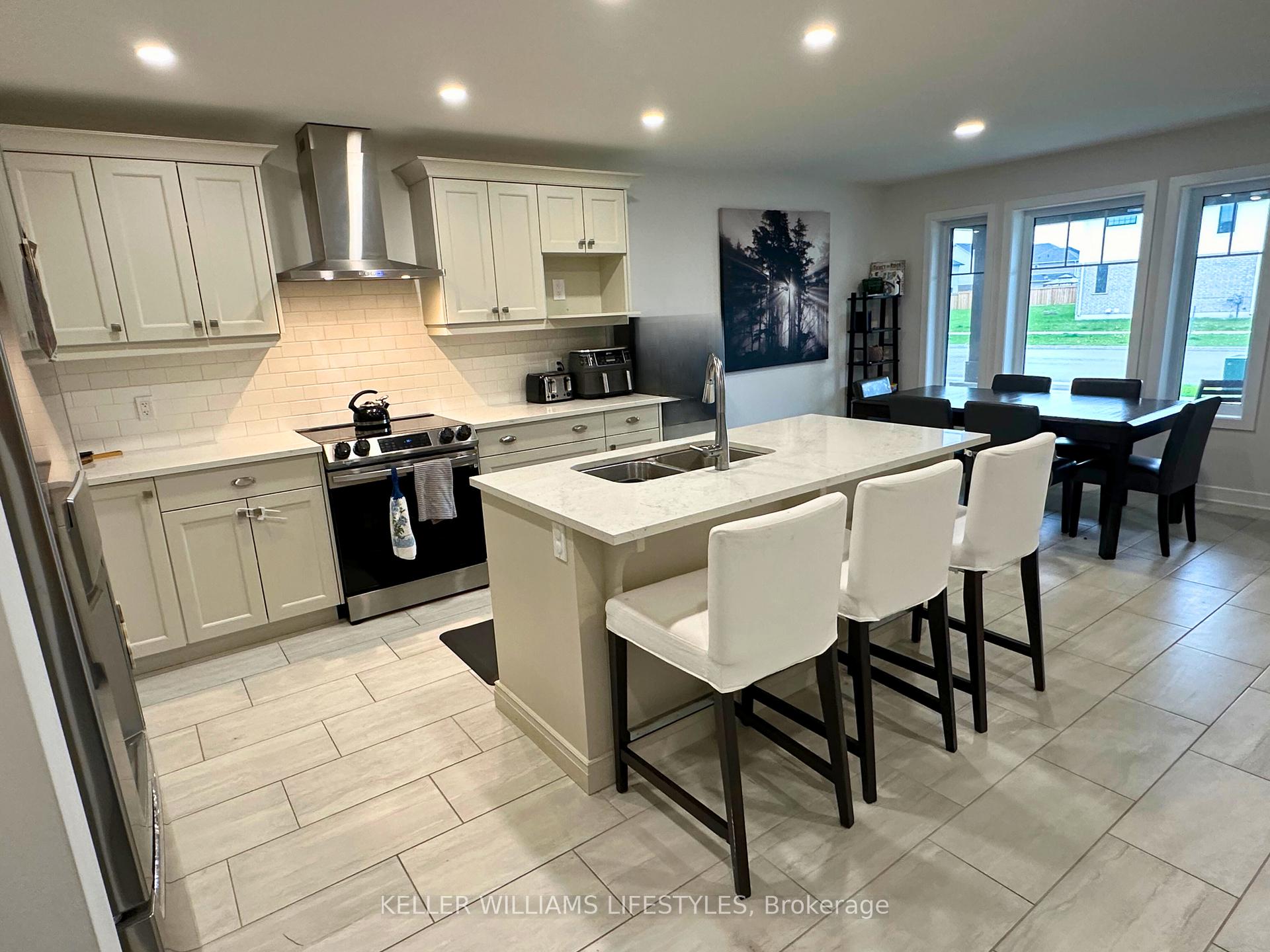 Photo 5 of 64 Styles Drive, St. Thomas — HOMEH
