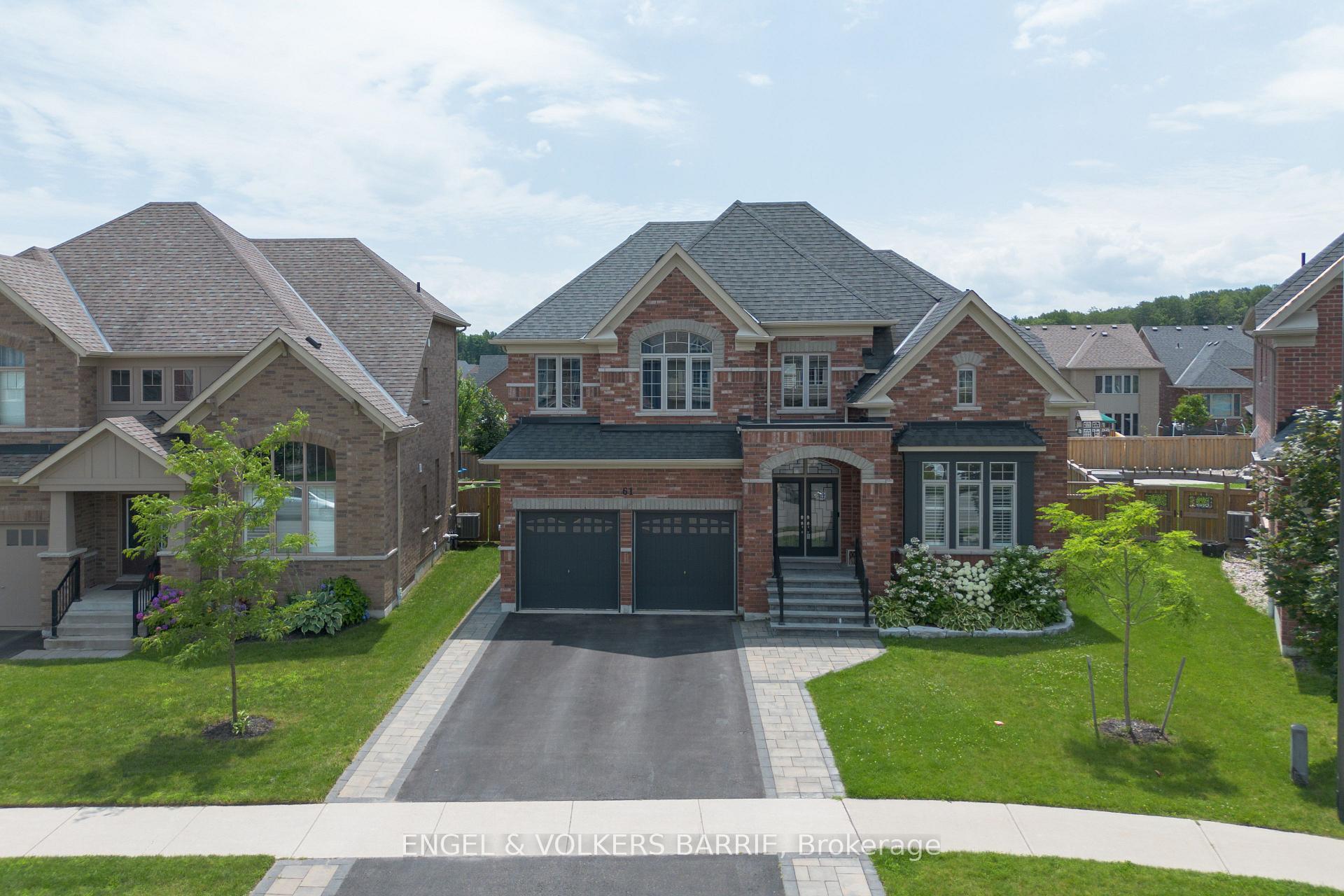 Photo 3 of 61 Oliver's Mill Road, Springwater, Centre Vespra — HOMEH