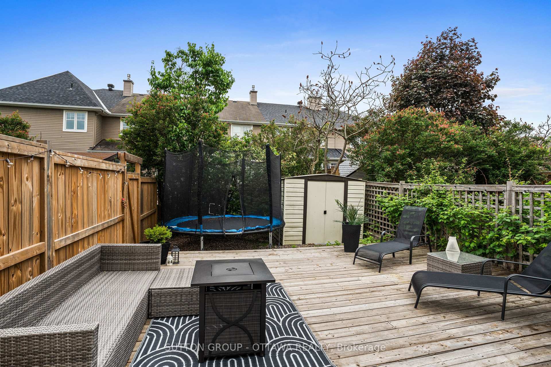 Photo 35 of 324 Horseshoe Crescent, Ottawa, Stittsville (North) — HOMEH