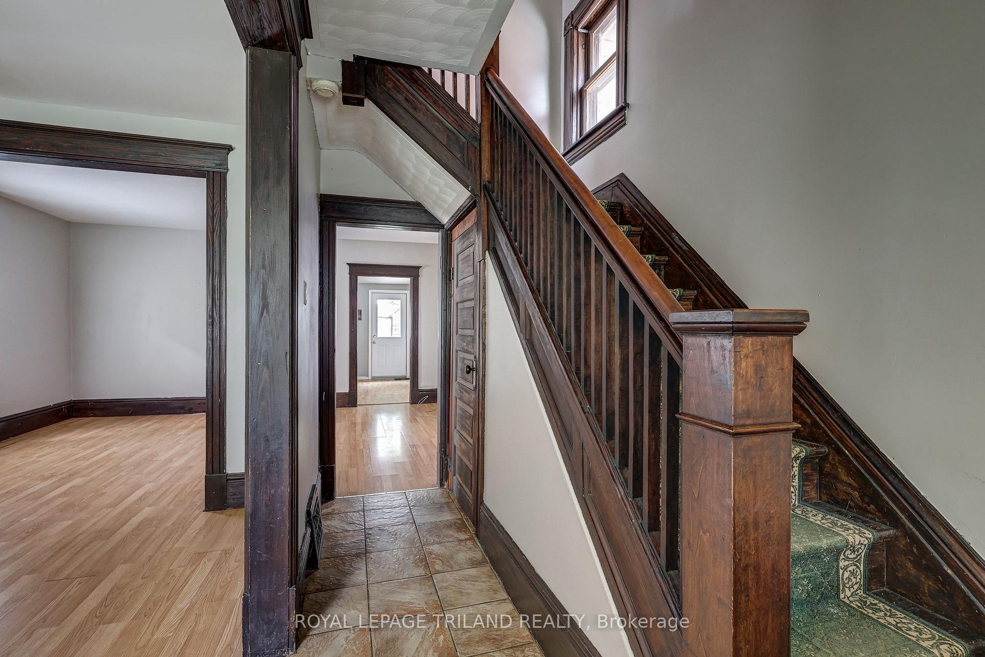 Photo 10 of 41 Chester Street, St. Thomas — HOMEH