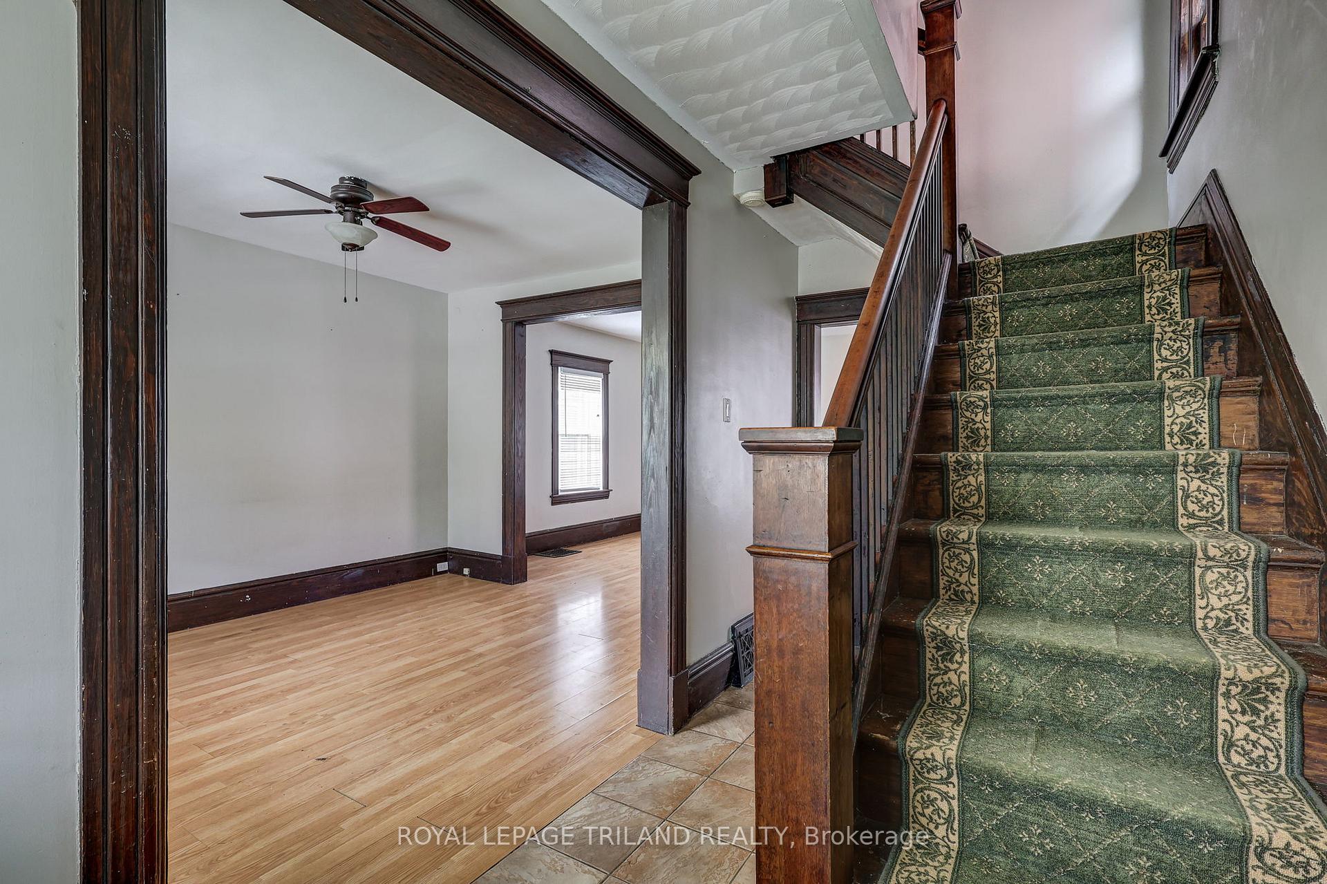 Photo 11 of 41 Chester Street, St. Thomas — HOMEH