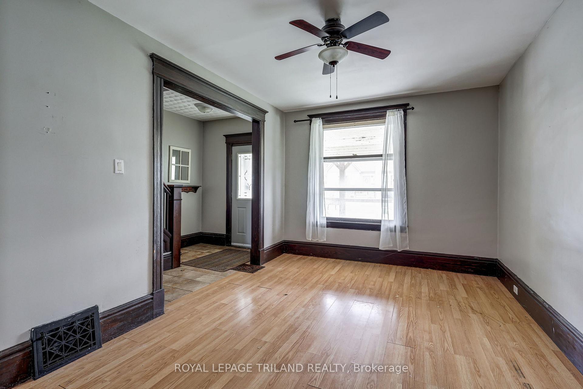 Photo 15 of 41 Chester Street, St. Thomas — HOMEH