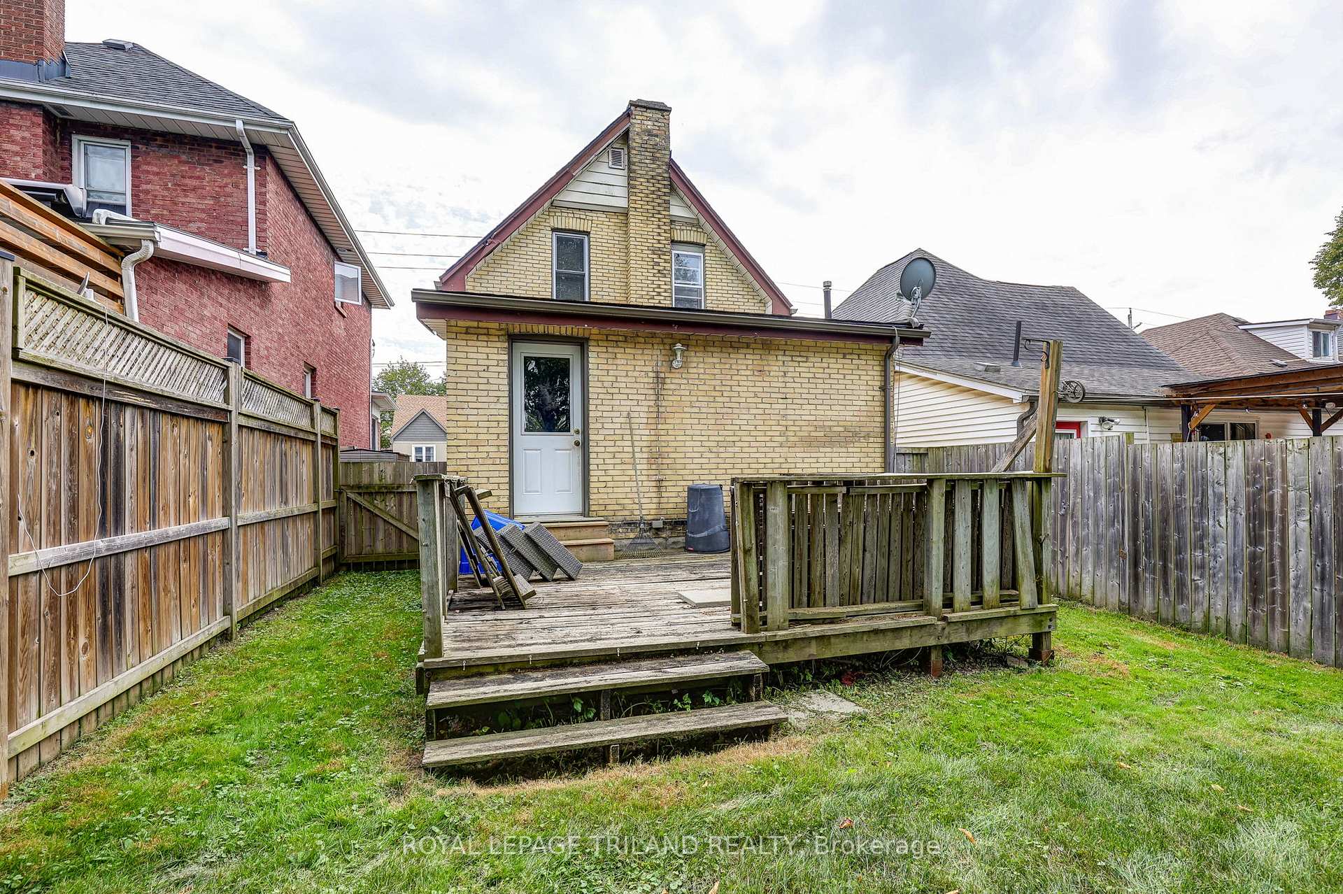 Photo 43 of 41 Chester Street, St. Thomas — HOMEH