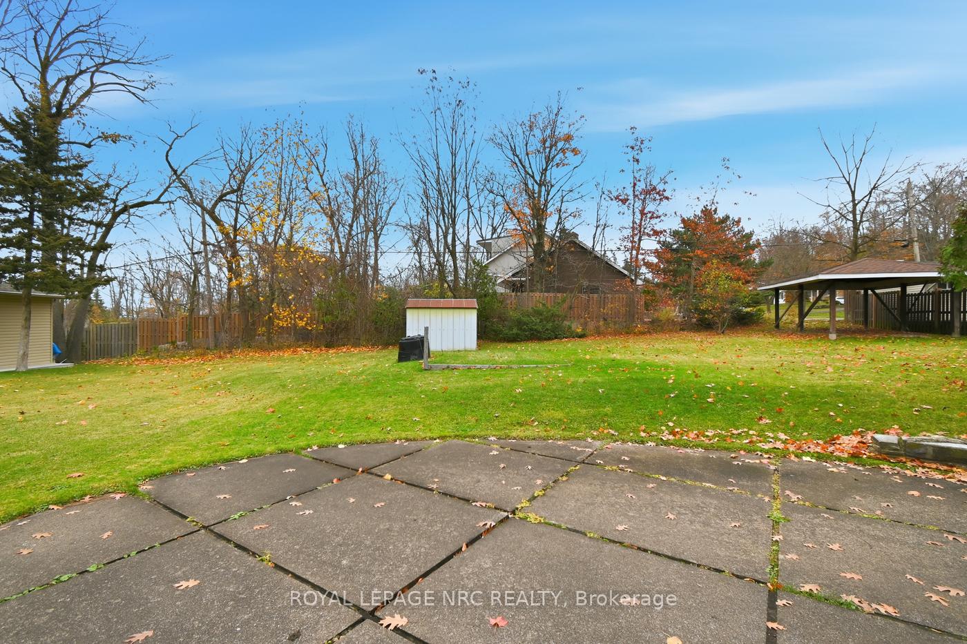 Photo 21 of 202 Woodside Drive, St. Catharines, Glendale/Glenridge — HOMEH