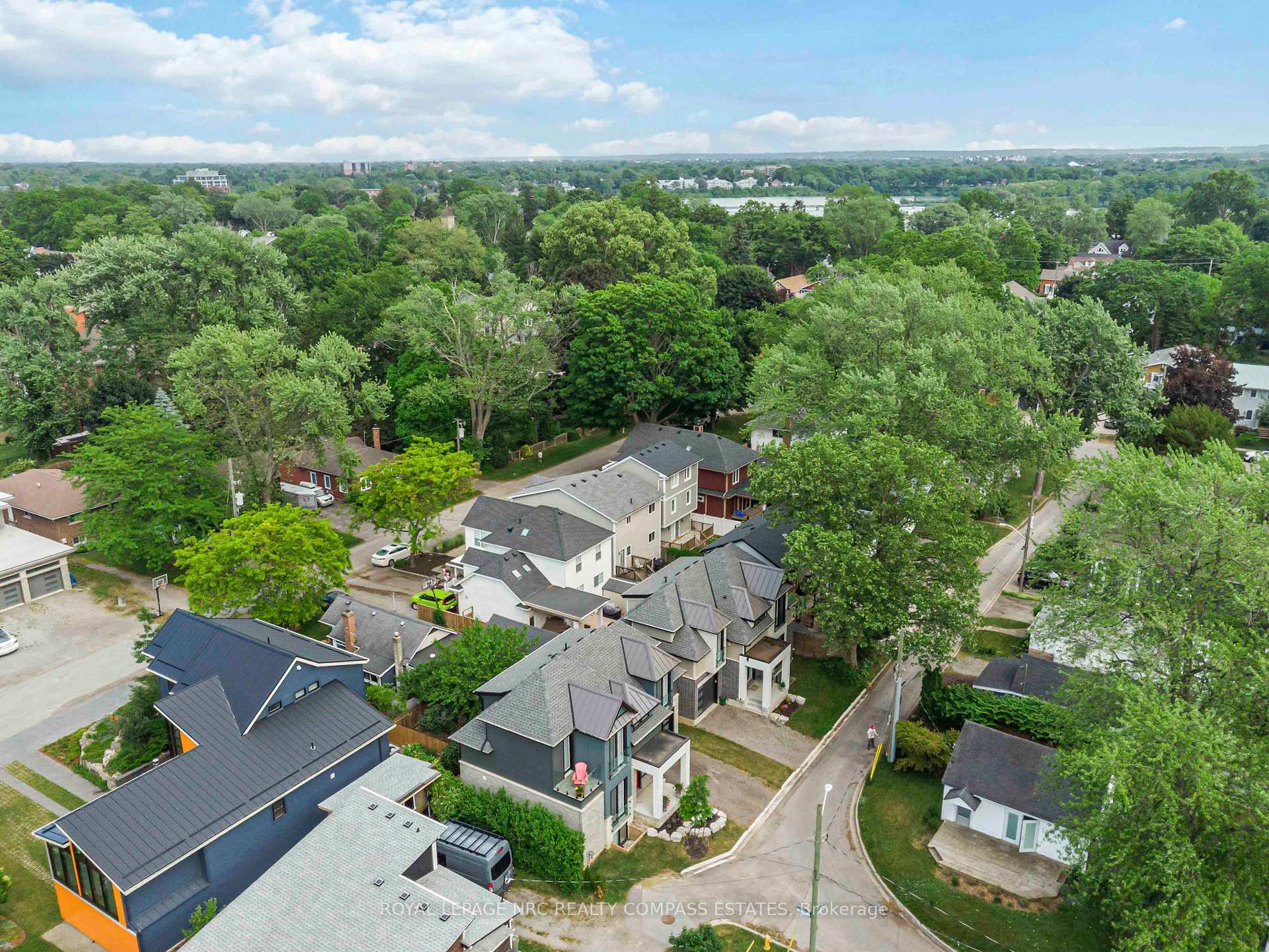 Photo 44 of 10 Paxton Avenue, St. Catharines, Port Dalhousie — HOMEH