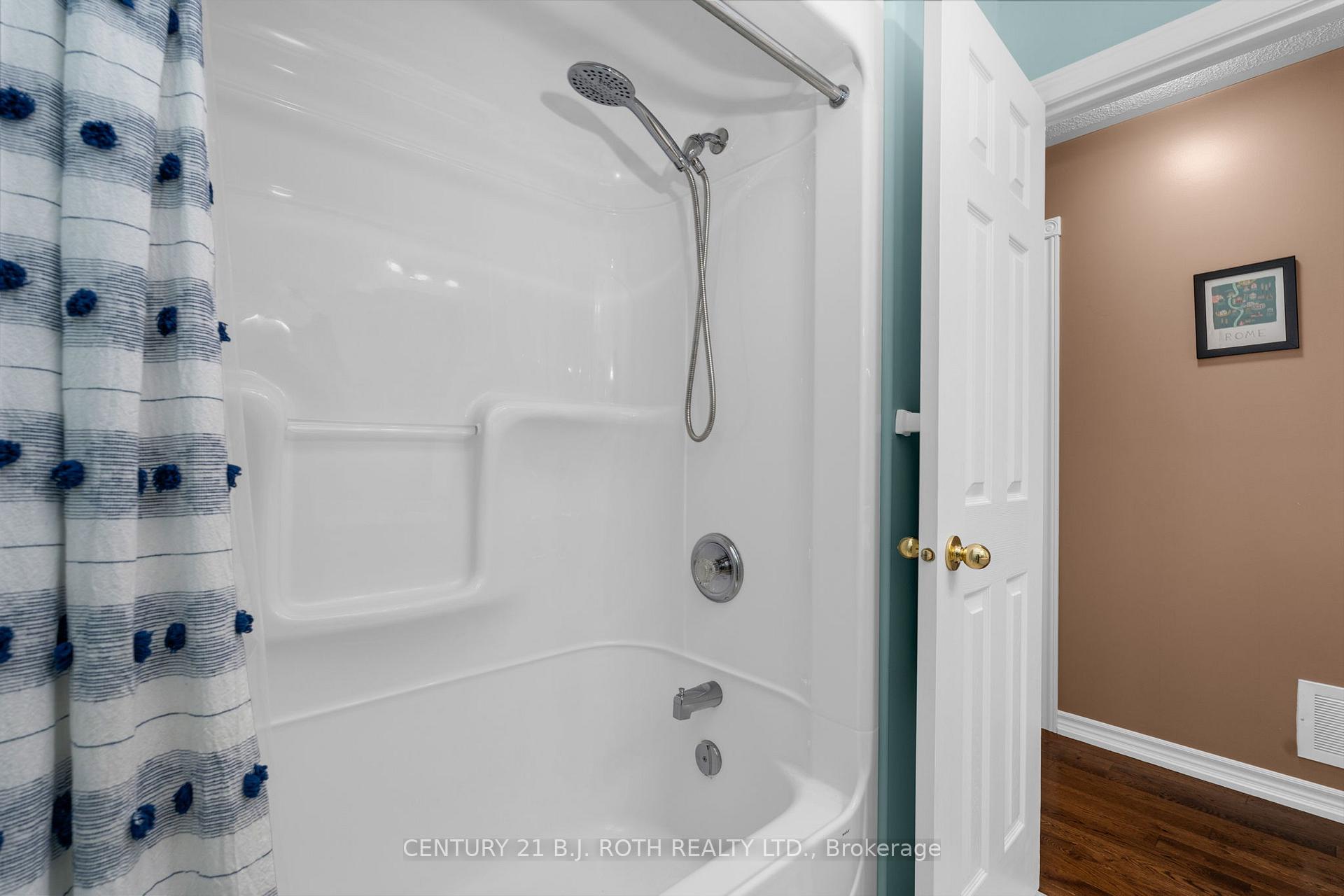 Photo 13 of 68 Davenport Drive, Springwater, Hillsdale — HOMEH