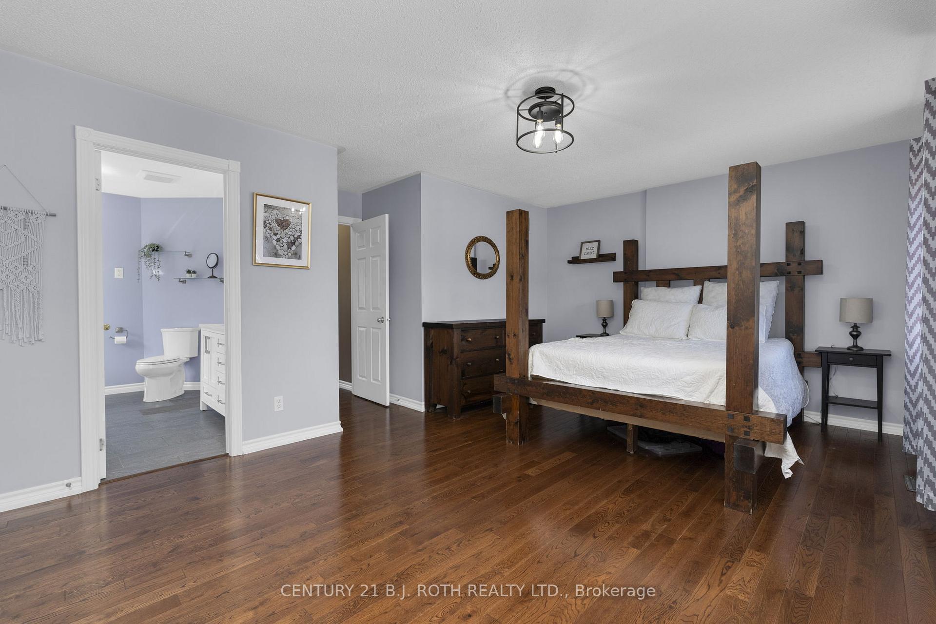 Photo 17 of 68 Davenport Drive, Springwater, Hillsdale — HOMEH